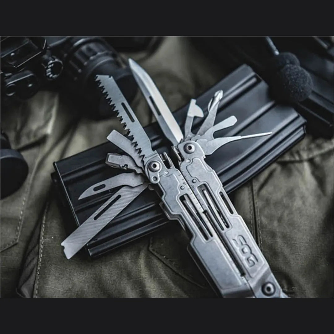 Alicate Multifuncional Militar Tático